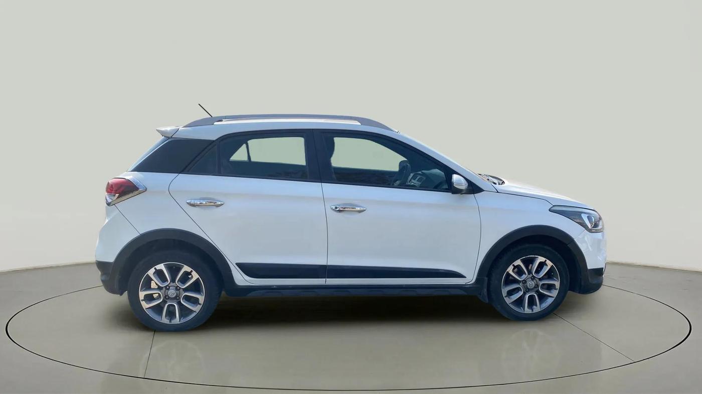 2018 Hyundai i20 Active 1.2 S, Petrol, Manual, 85,841 km, Right Side View
