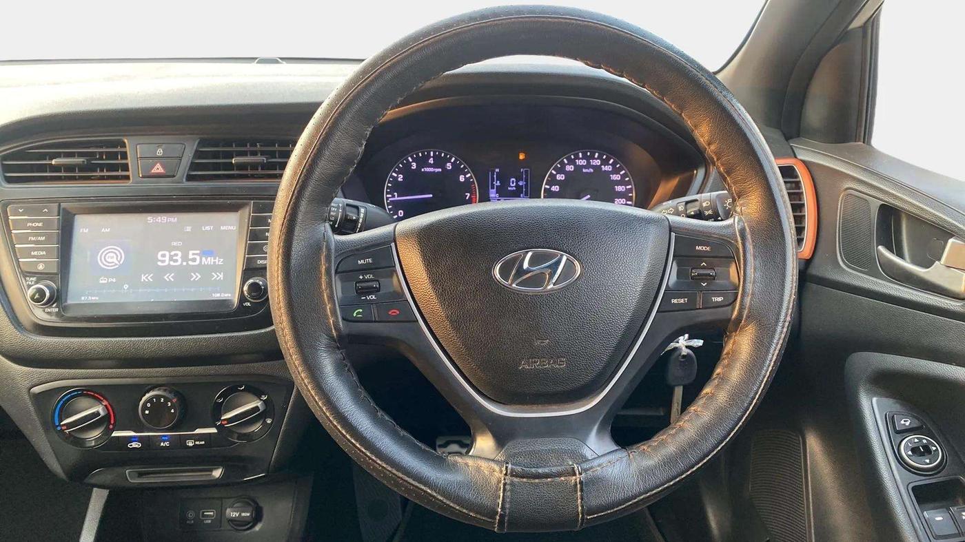 2018 Hyundai i20 Active 1.2 S, Petrol, Manual, 85,841 km, Steering Wheel Close Up