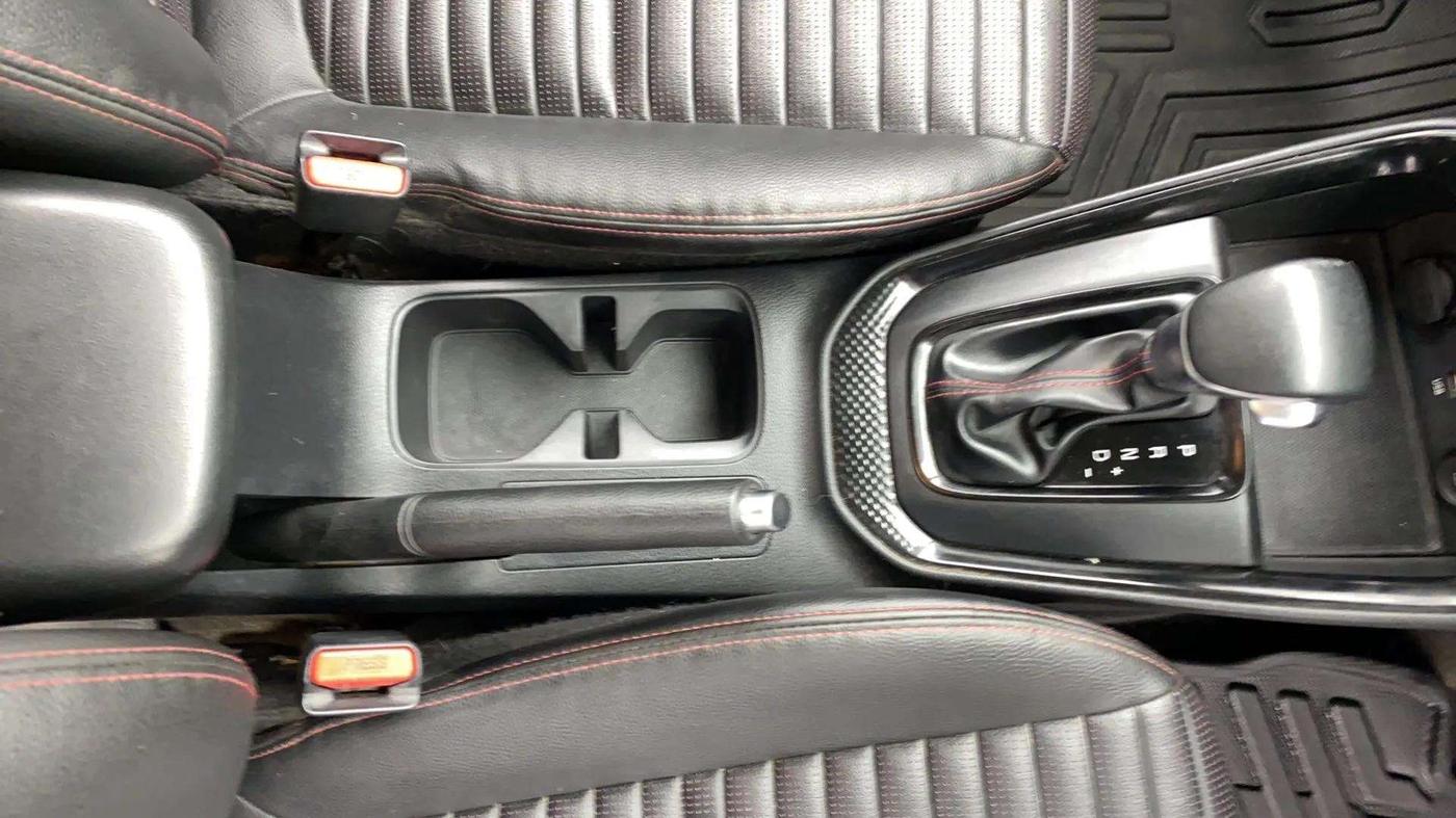 2020 KIA SONET GTX PLUS 1.5 AT, Diesel, Automatic, 85,488 km, Gear Lever
