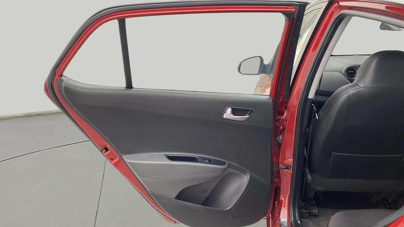 2019 Hyundai Grand i10 SPORTZ 1.2 KAPPA VTVT DUAL TONE, Petrol, Manual, 26,535 km, LHS Rear Door