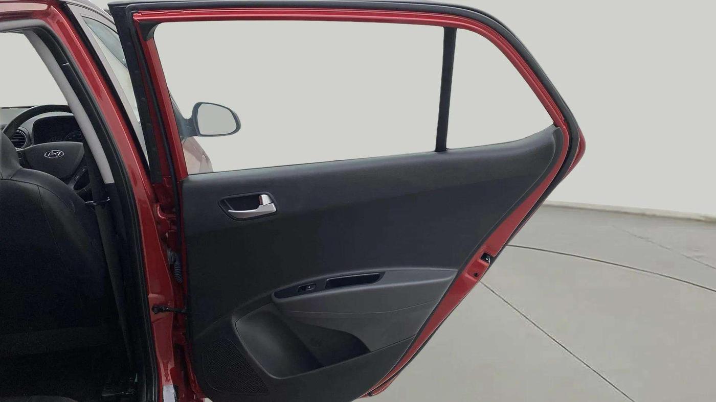 2019 Hyundai Grand i10 SPORTZ 1.2 KAPPA VTVT DUAL TONE, Petrol, Manual, 26,535 km, RHS Rear Door