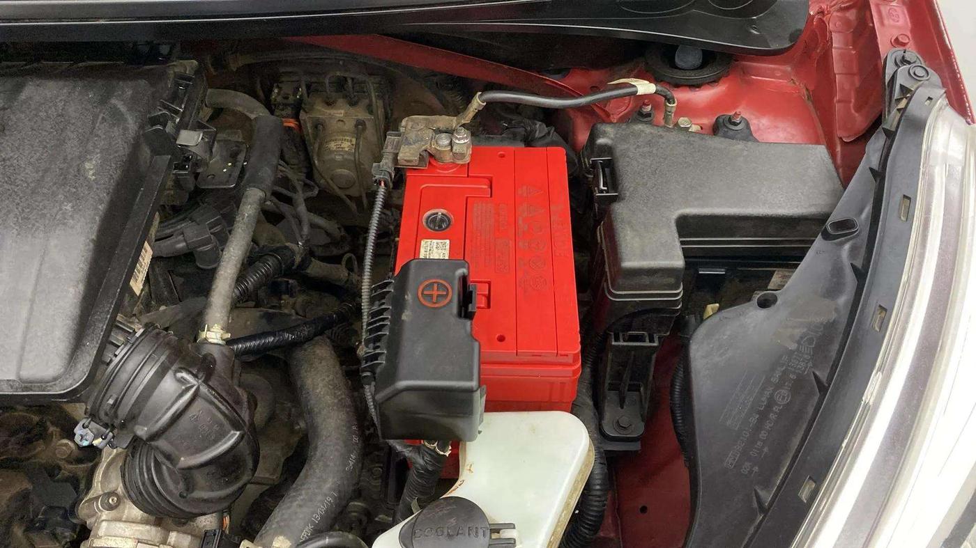 2019 Hyundai Grand i10 SPORTZ 1.2 KAPPA VTVT DUAL TONE, Petrol, Manual, 26,535 km, Engine View - Left