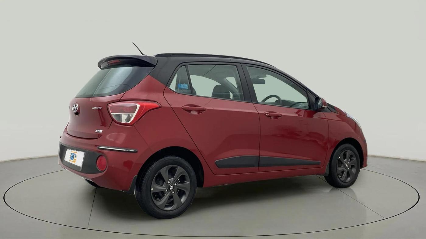 2019 Hyundai Grand i10 SPORTZ 1.2 KAPPA VTVT DUAL TONE, Petrol, Manual, 26,535 km, Right Back Diagonal