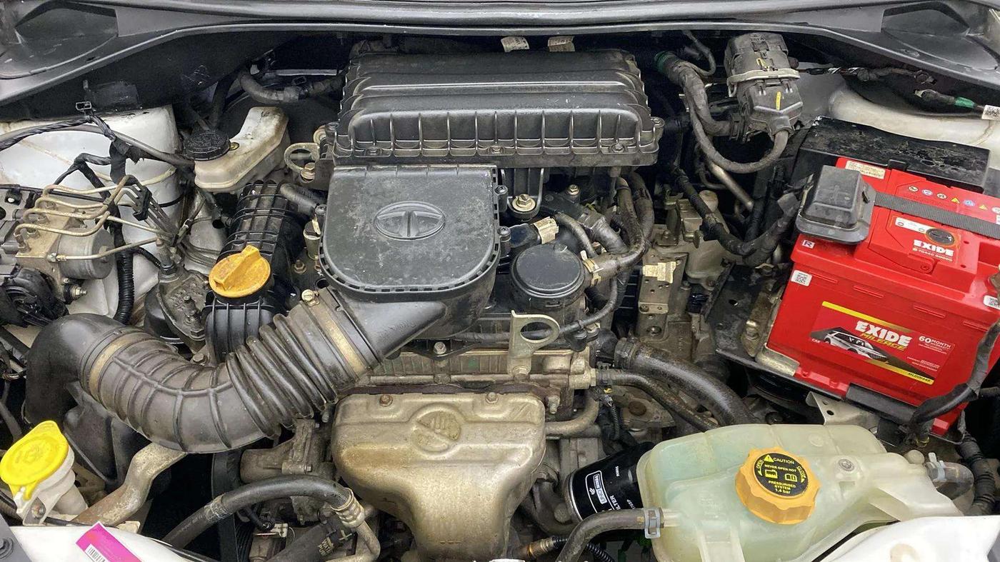 2019 Tata Tiago XZA PLUS PETROL, Petrol, Automatic, 24,820 km, Engine View