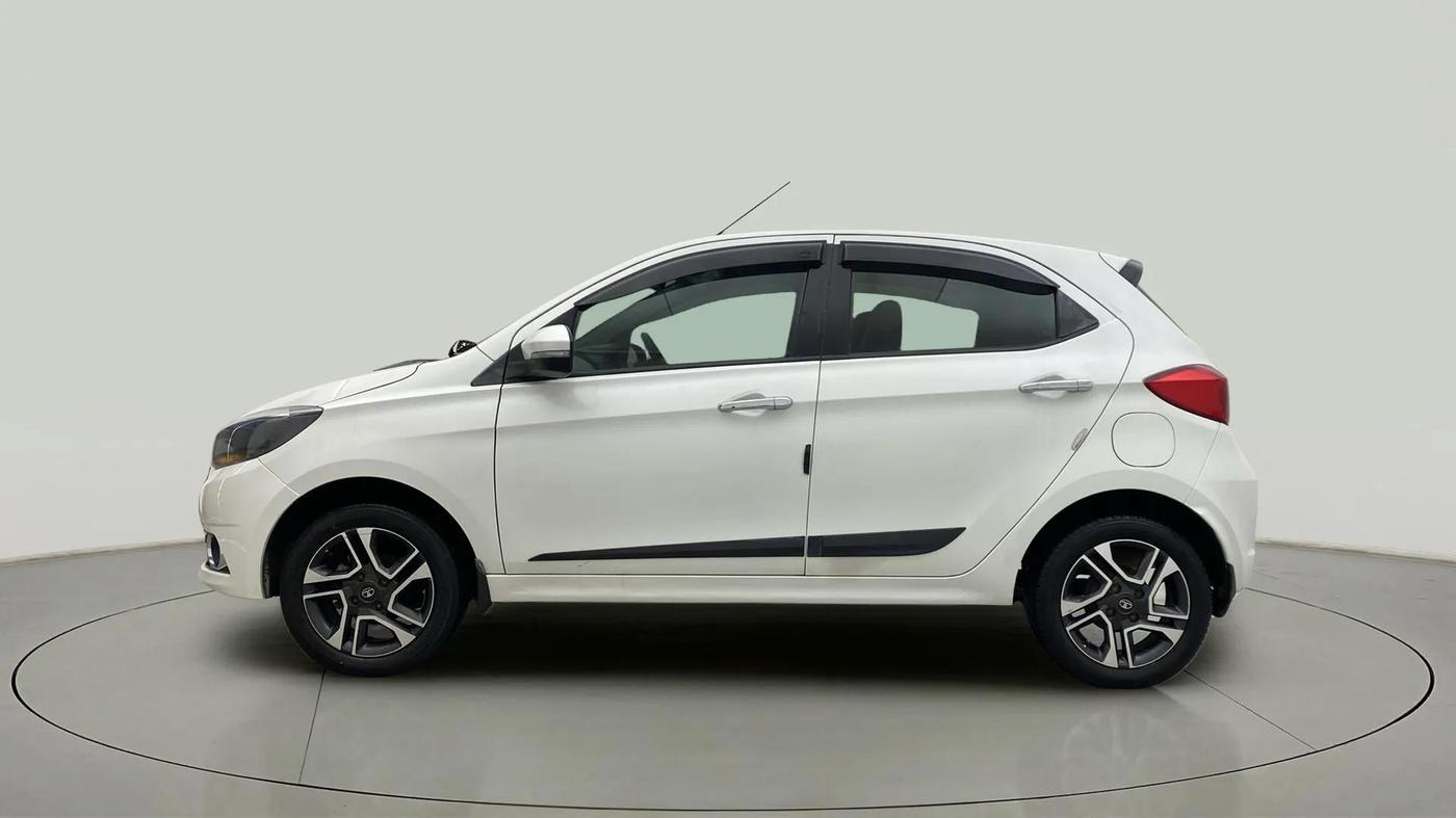 2019 Tata Tiago XZA PLUS PETROL, Petrol, Automatic, 24,820 km, Left Side