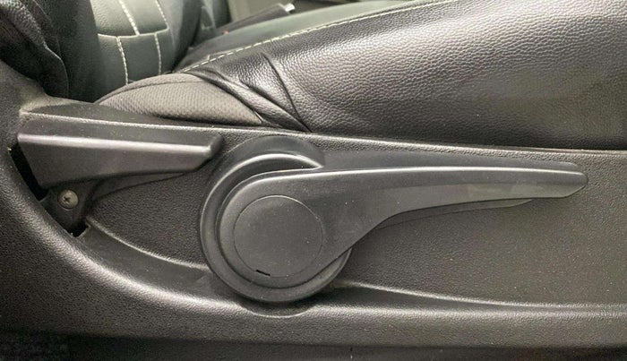 2019 Tata Tiago XZA PLUS PETROL, Petrol, Automatic, 24,820 km, Driver Side Adjustment Panel