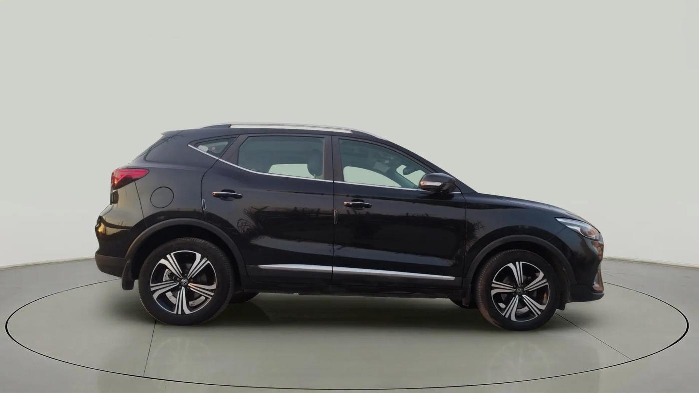 2022 MG ASTOR SHARP 1.5 CVT, Petrol, Automatic, 28,350 km, Right Side View