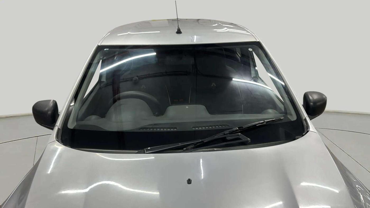2018 Renault Kwid RXT 1.0 AMT (O), Petrol, Automatic, 38,320 km, Front Windshield