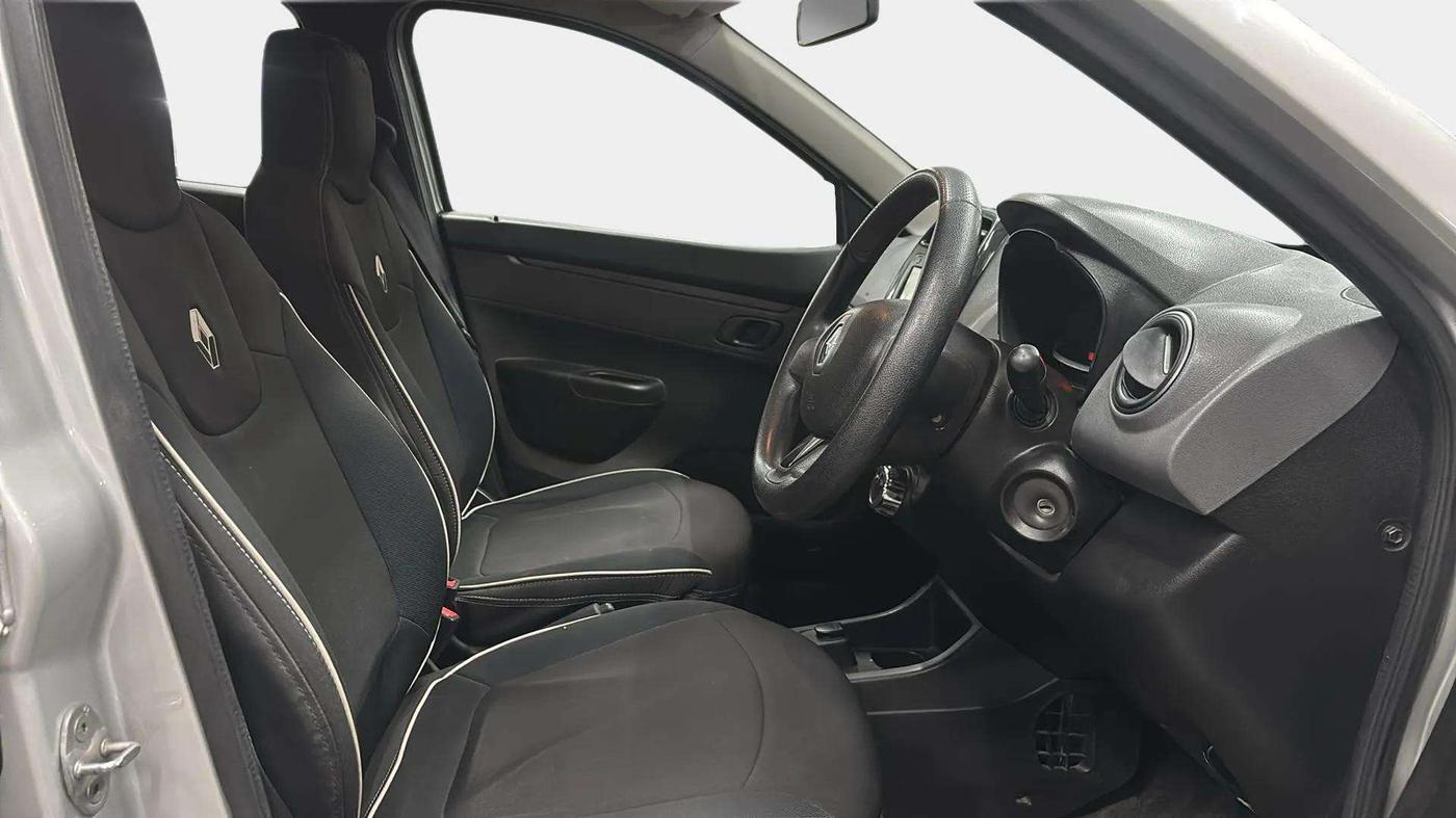 2018 Renault Kwid RXT 1.0 AMT (O), Petrol, Automatic, 38,320 km, Right Side Front Door Cabin
