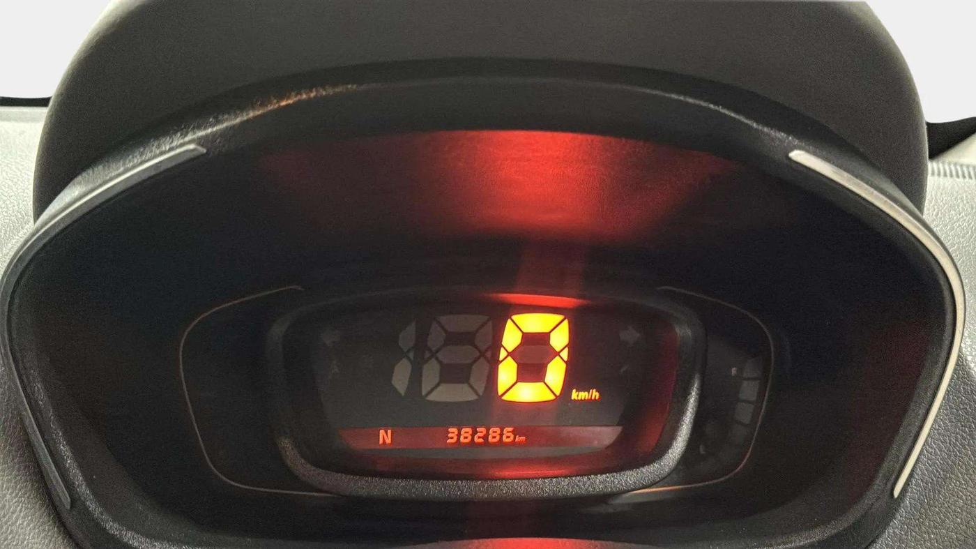 2018 Renault Kwid RXT 1.0 AMT (O), Petrol, Automatic, 38,320 km, Odometer Image