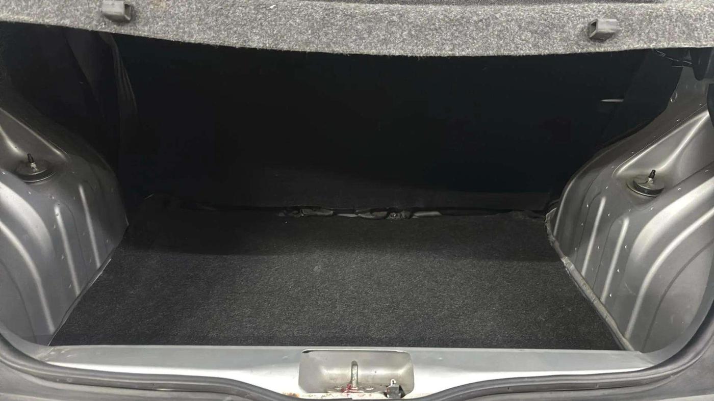 2018 Renault Kwid RXT 1.0 AMT (O), Petrol, Automatic, 38,320 km, Boot Inside