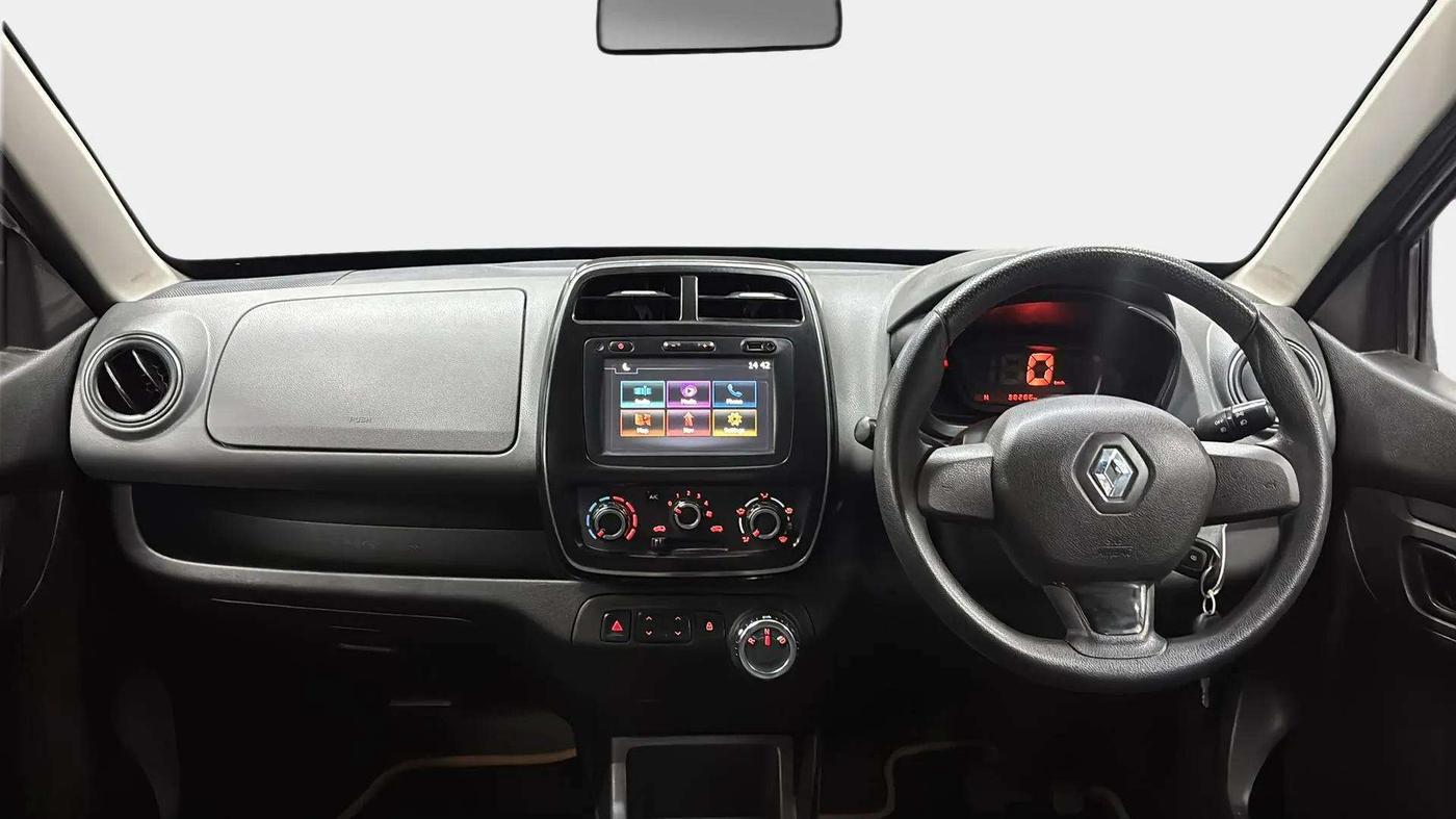 2018 Renault Kwid RXT 1.0 AMT (O), Petrol, Automatic, 38,320 km, Dashboard