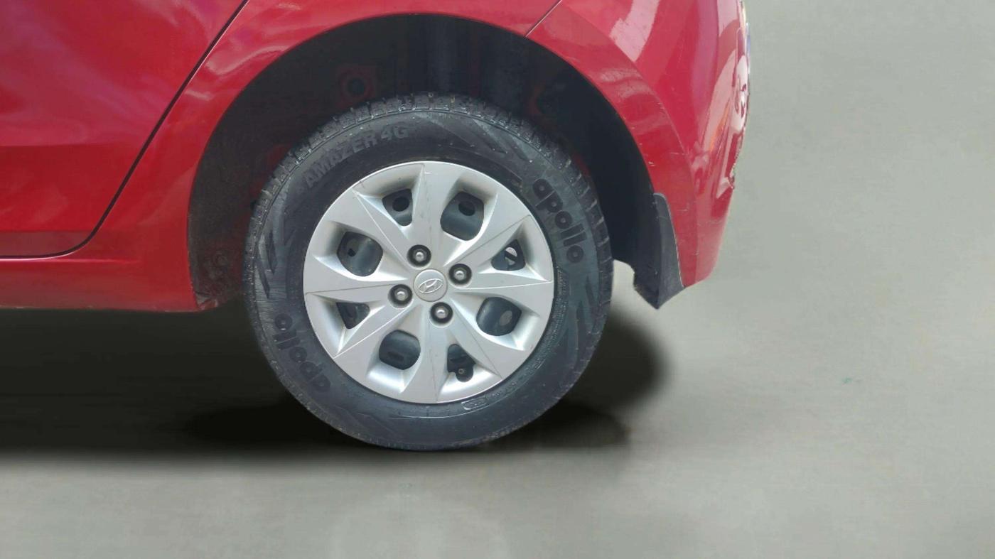 2017 Hyundai Elite i20 MAGNA EXECUTIVE 1.2, Petrol, Manual, 32,041 km, Left Rear Wheel