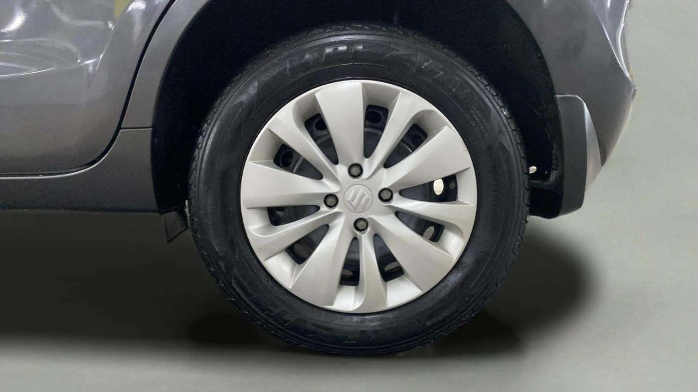 2017 Maruti Baleno DELTA PETROL 1.2, Petrol, Manual, 9,079 km, Left Rear Wheel