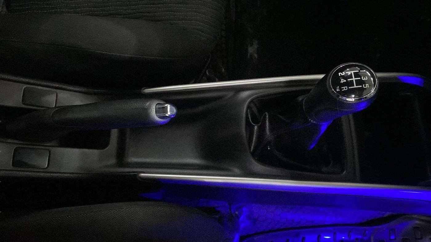 2017 Maruti Baleno DELTA PETROL 1.2, Petrol, Manual, 9,079 km, Gear Lever