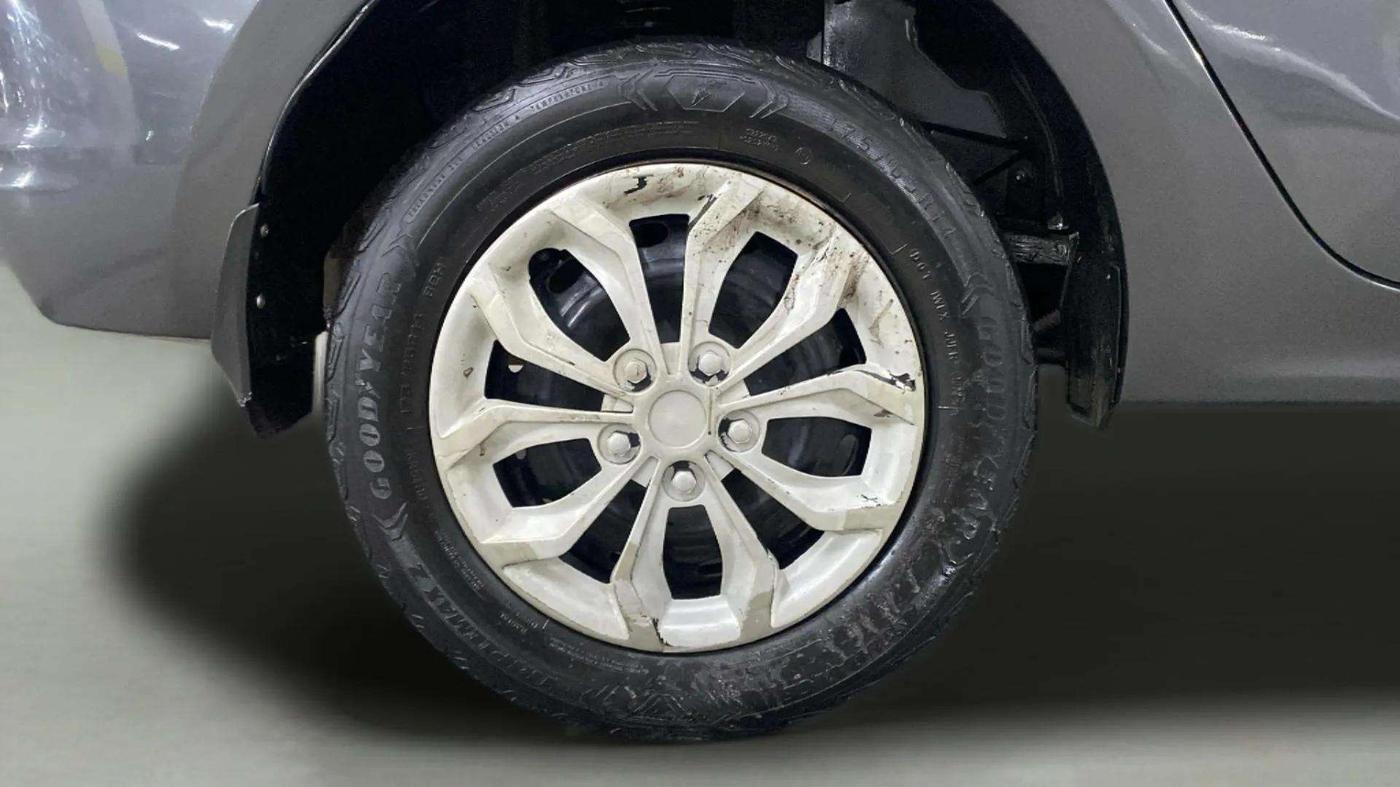 2022 Tata TIGOR XZ CNG, CNG, Manual, 70,969 km, Right Rear Wheel