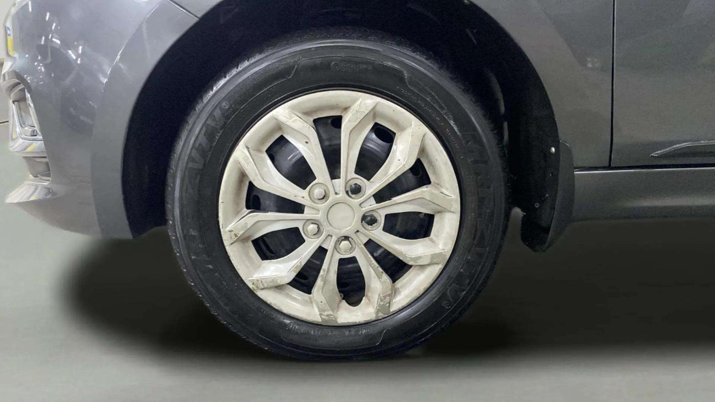 2022 Tata TIGOR XZ CNG, CNG, Manual, 70,969 km, Left Front Wheel