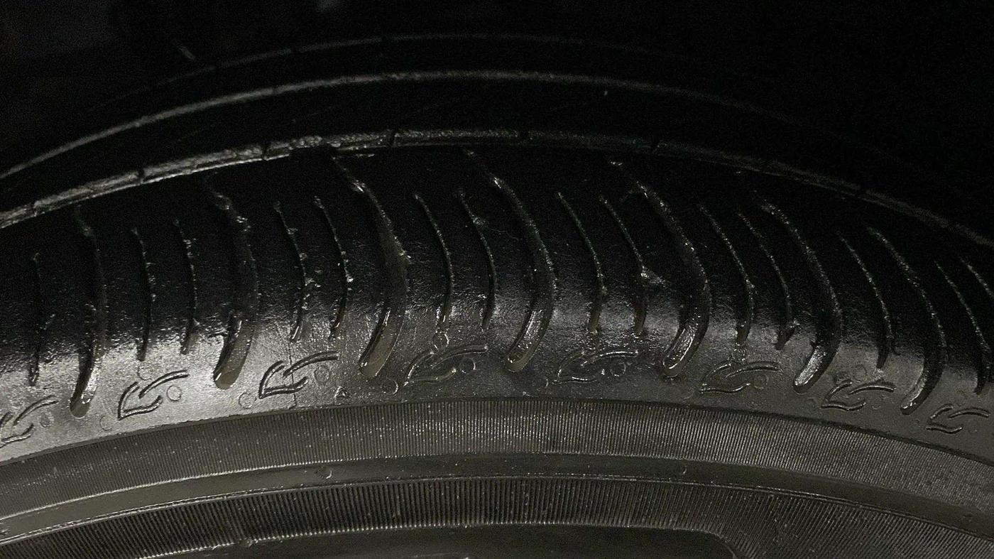 2022 Tata TIGOR XZ CNG, CNG, Manual, 70,969 km, Right Front Tyre Tread