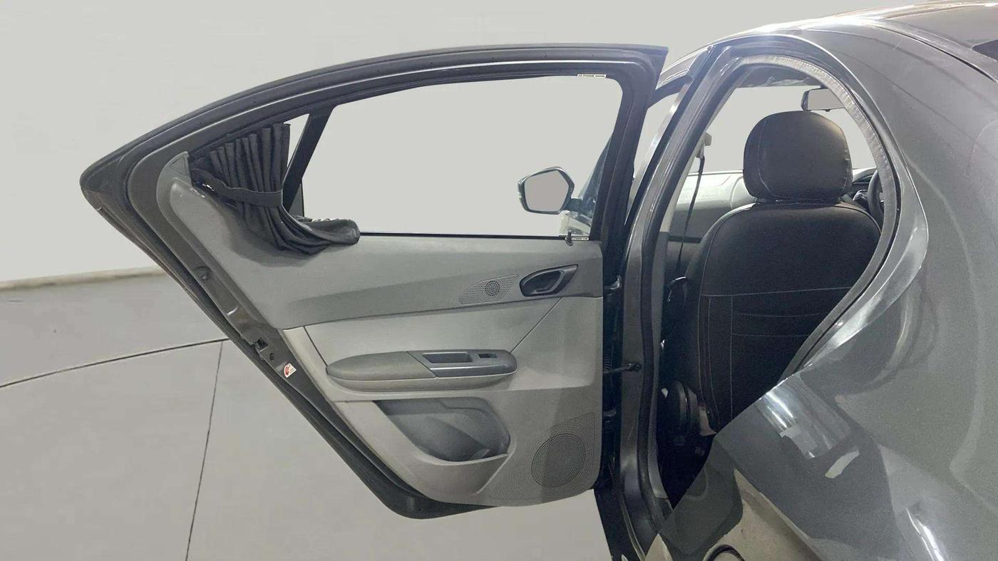 2022 Tata TIGOR XZ CNG, CNG, Manual, 70,969 km, LHS Rear Door