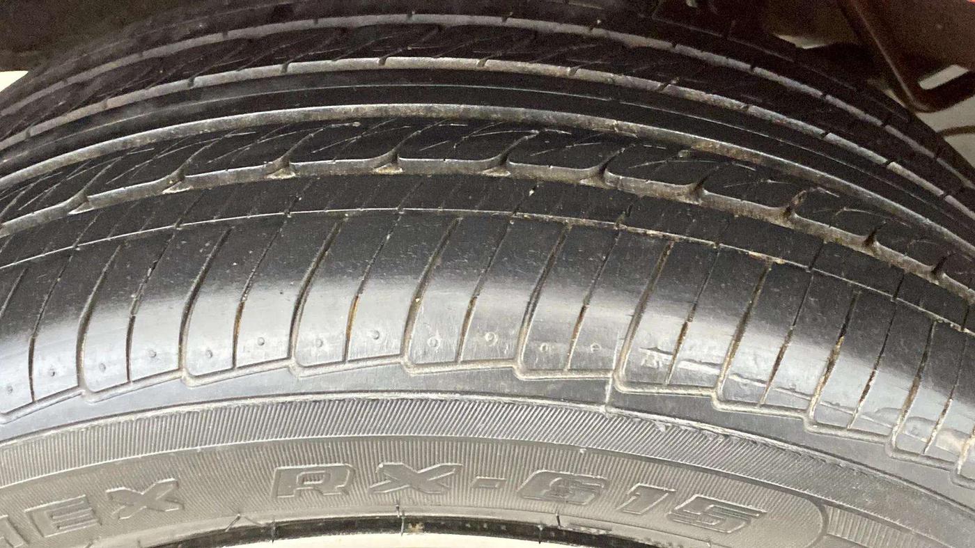 2021 Datsun Redi Go A, Petrol, Manual, 38,696 km, Left Front Tyre Tread