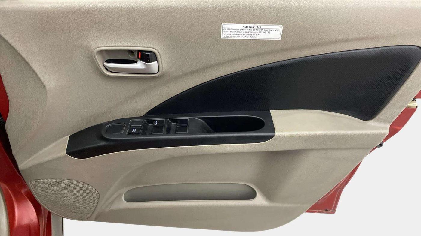 2016 Maruti Celerio VXI AMT (O), Petrol, Automatic, 81,681 km, Driver Side Door Panels Control