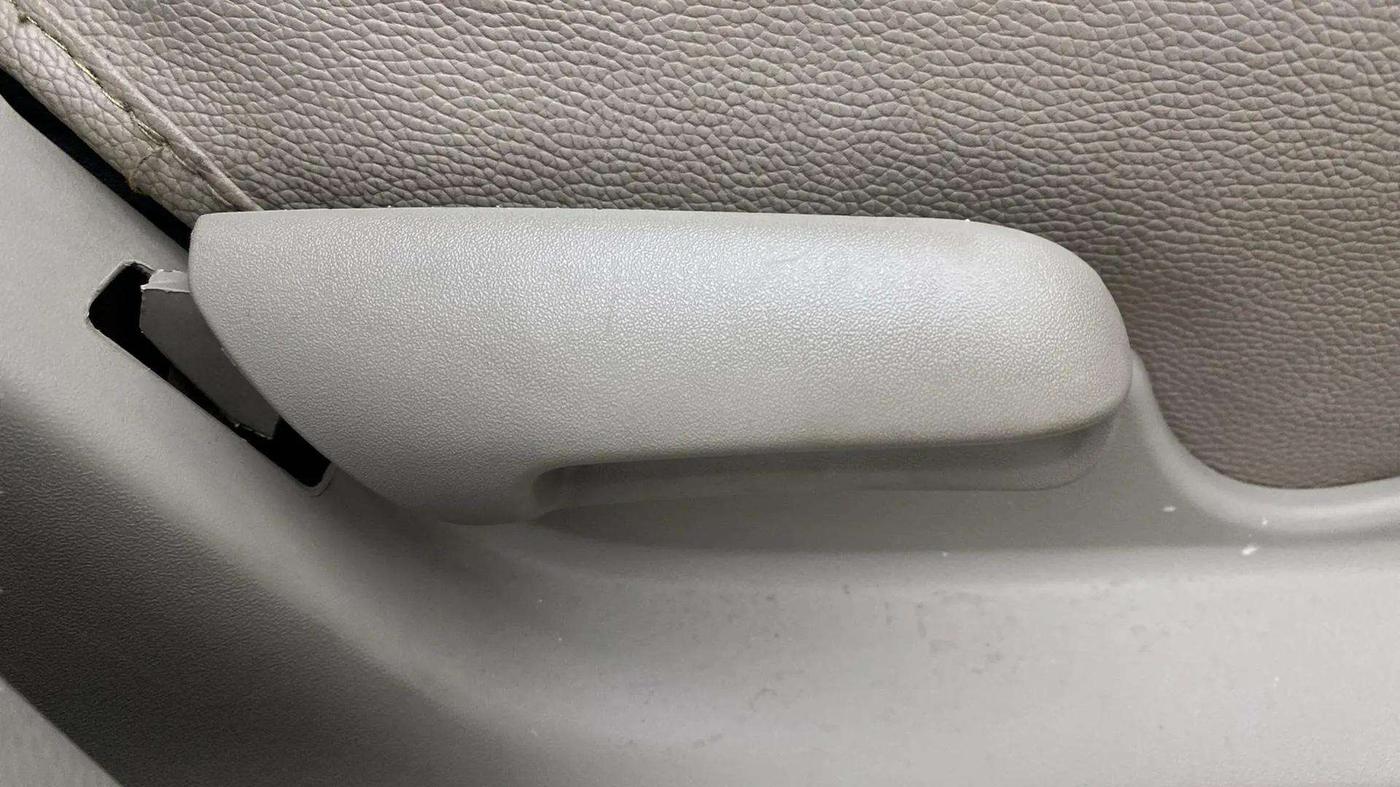 2016 Maruti Celerio VXI AMT (O), Petrol, Automatic, 81,681 km, Driver Side Adjustment Panel