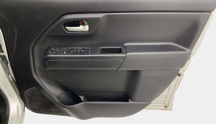 2019 Maruti New Wagon-R ZXI 1.2, Petrol, Manual, 73,299 km, Driver Side Door Panels Control