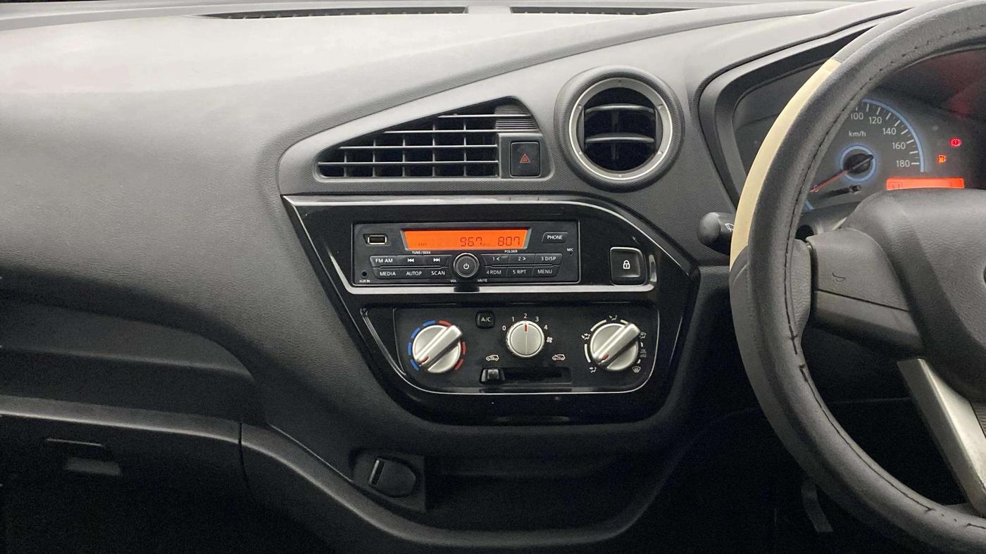 2018 Datsun Redi Go T(O) 1.0 AMT, Petrol, Automatic, 32,651 km, Air Conditioner
