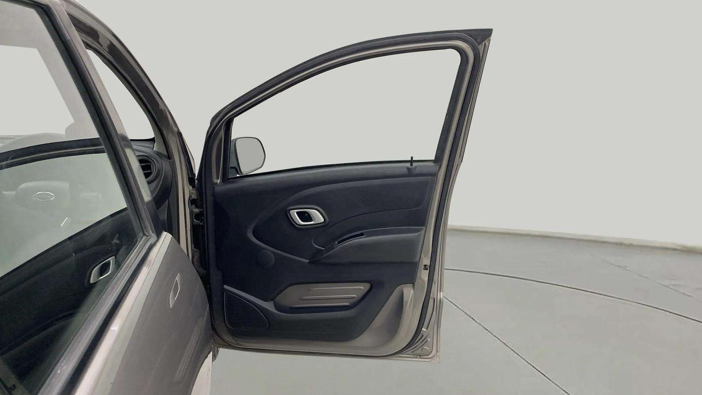 2018 Datsun Redi Go T(O) 1.0 AMT, Petrol, Automatic, 32,651 km, RHS Front Door