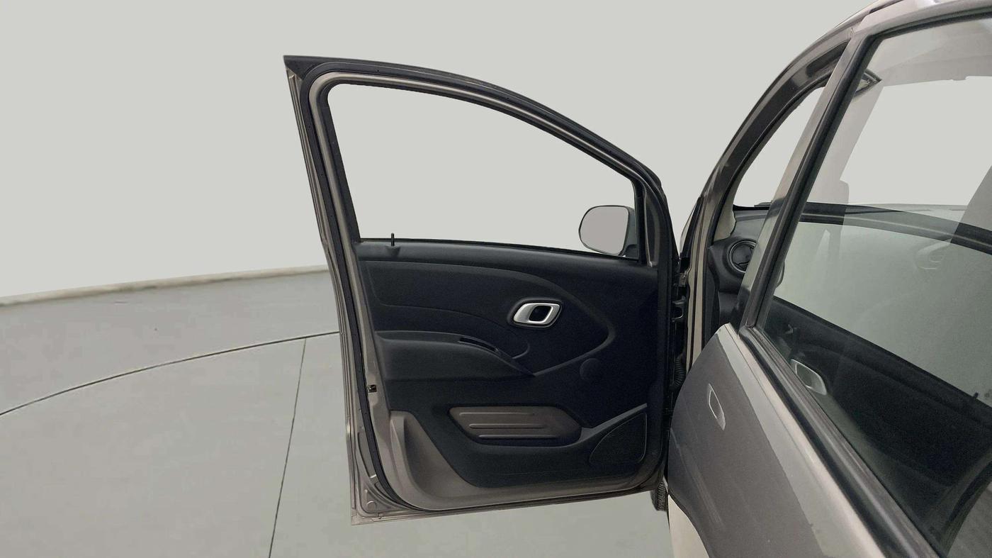 2018 Datsun Redi Go T(O) 1.0 AMT, Petrol, Automatic, 32,651 km, LHS Front Door