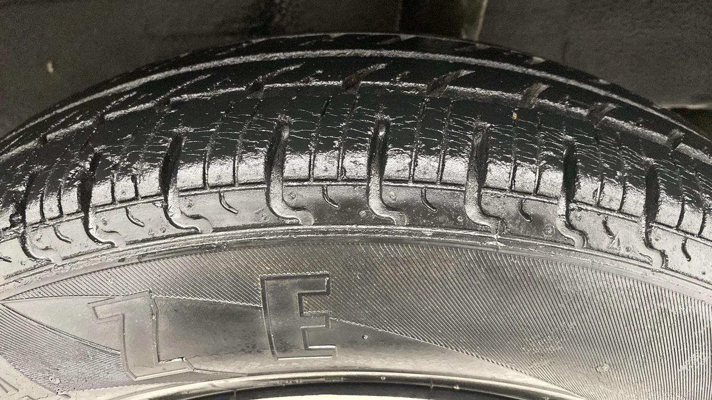 2018 Datsun Redi Go T(O) 1.0 AMT, Petrol, Automatic, 32,651 km, Left Rear Tyre Tread