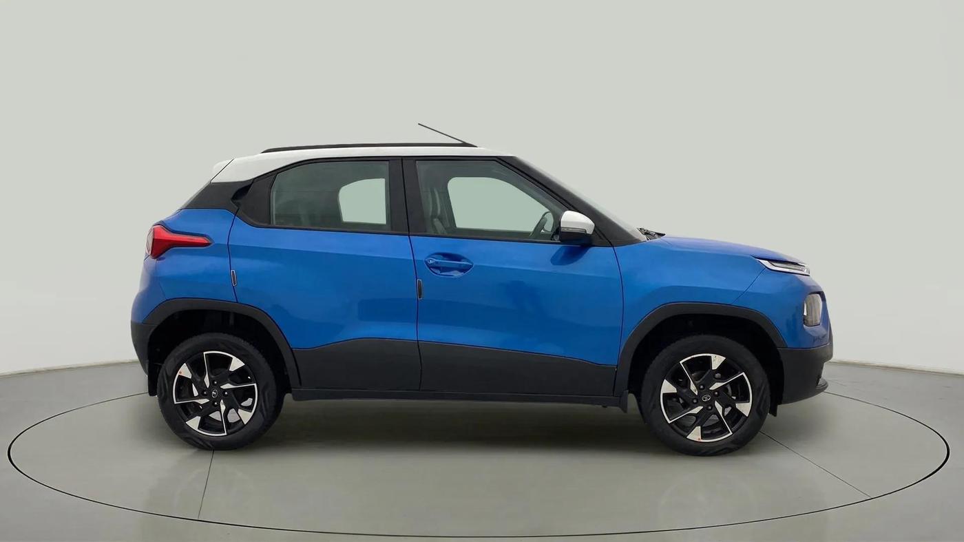 2022 Tata PUNCH CREATIVE AMT 1.2 RTN DUAL TONE, Petrol, Automatic, 22,894 km, Right Side View
