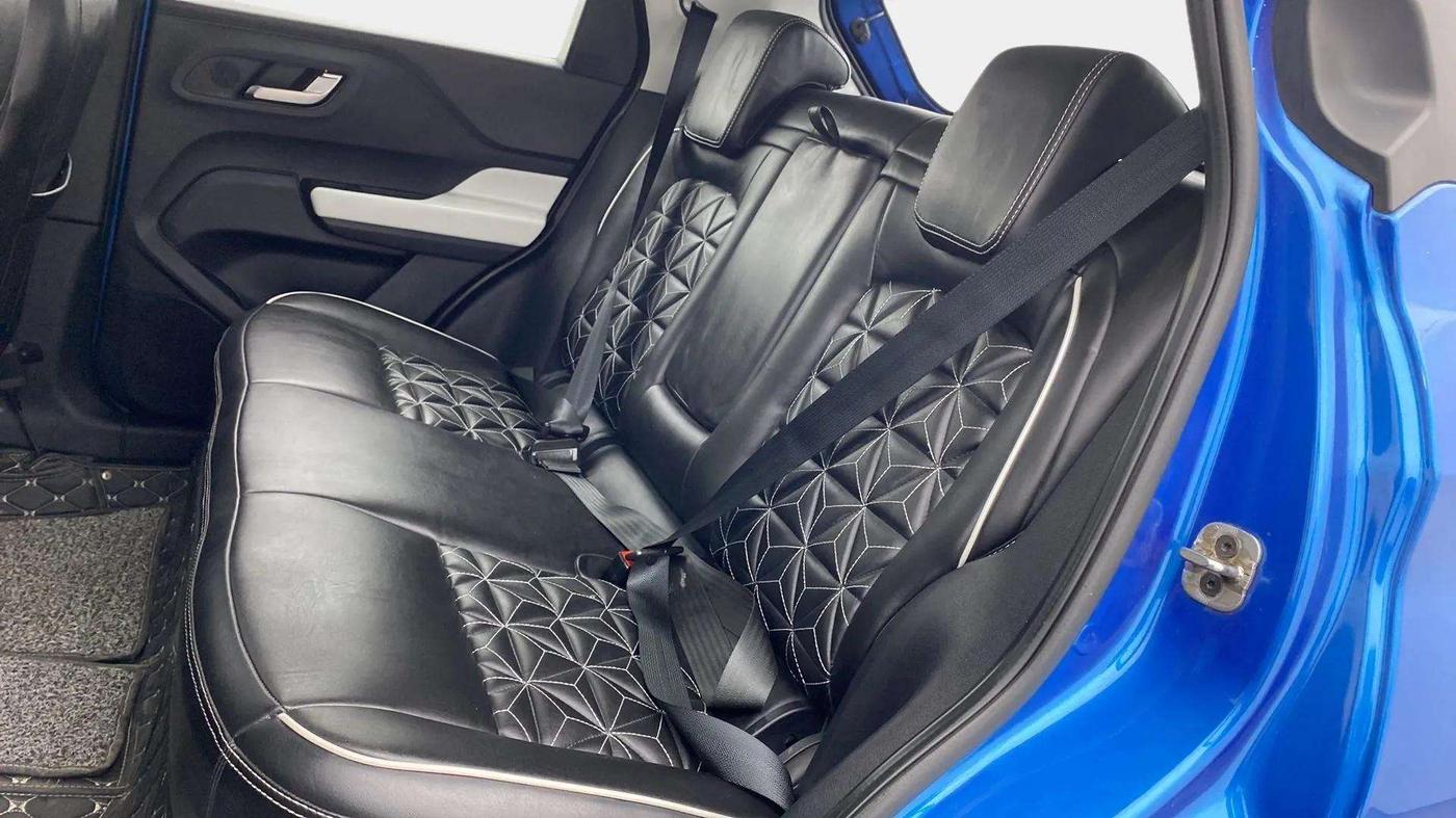 2022 Tata PUNCH CREATIVE AMT 1.2 RTN DUAL TONE, Petrol, Automatic, 22,894 km, Right Side Rear Door Cabin