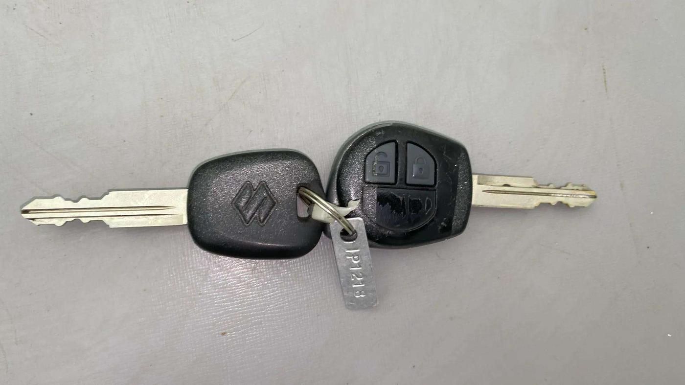 2021 Maruti Alto VXI, Petrol, Manual, 27,595 km, Key Close Up