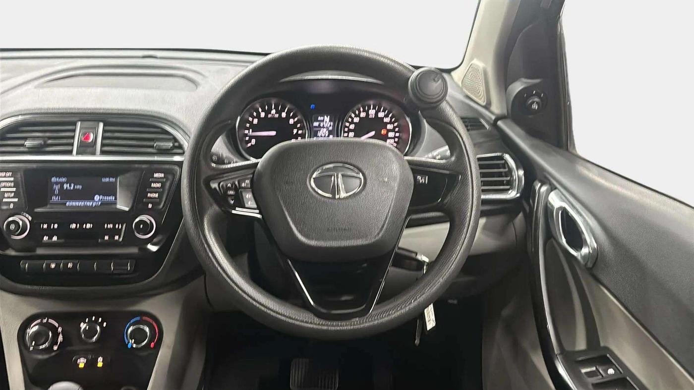 2018 Tata Tiago XZA PETROL, Petrol, Automatic, 47,188 km, Steering Wheel Close Up