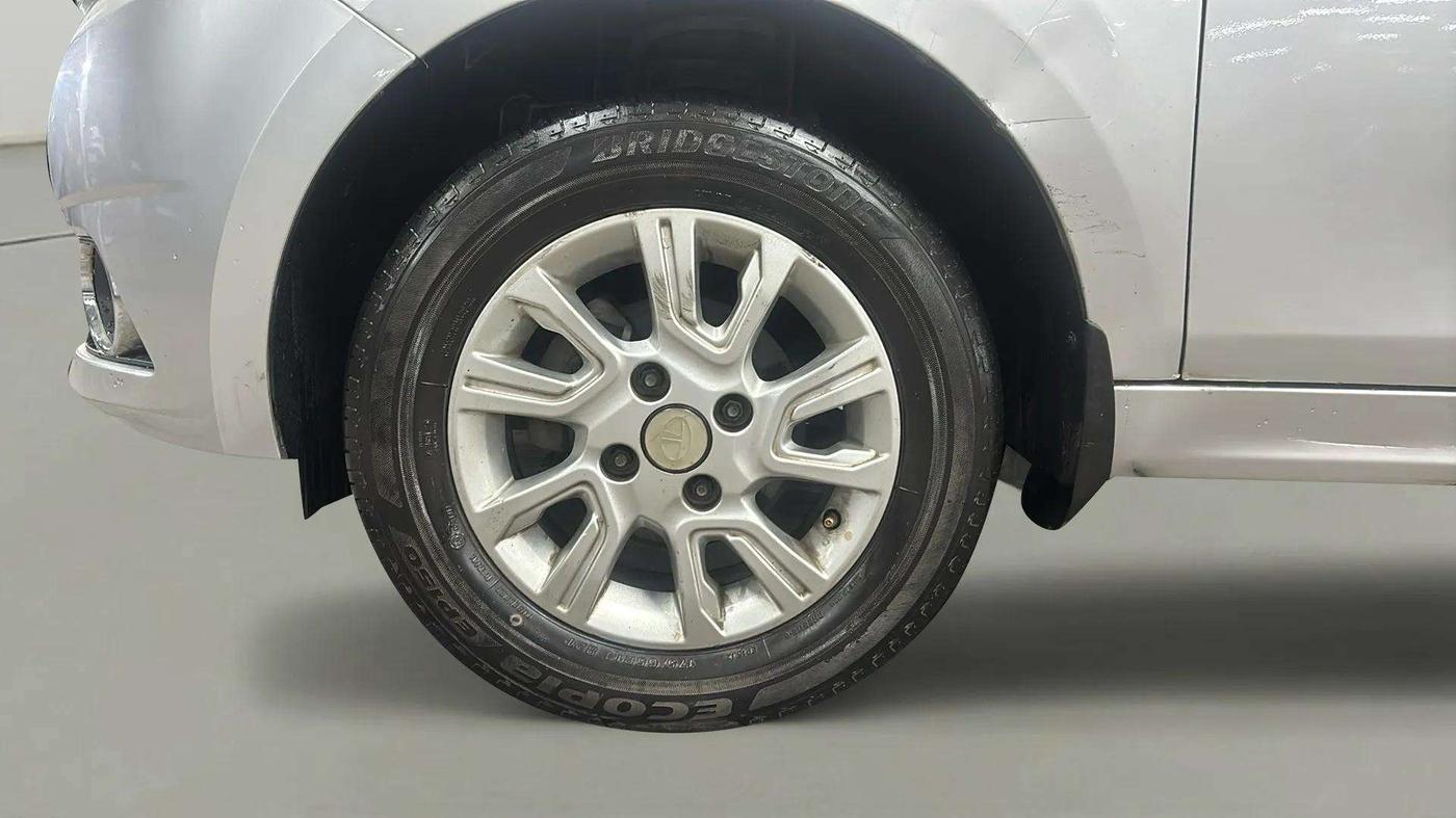 2018 Tata Tiago XZA PETROL, Petrol, Automatic, 47,188 km, Left Front Wheel