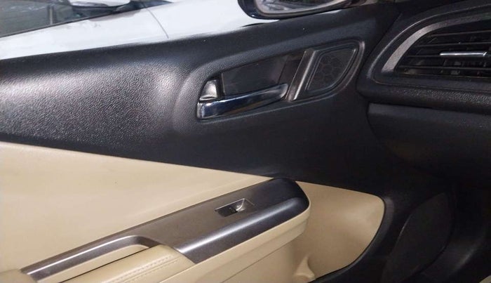2014 Honda City 1.5L I-VTEC VX CVT, Petrol, Automatic, 94,112 km, Left front window switch / handle - Power window makes minor noise