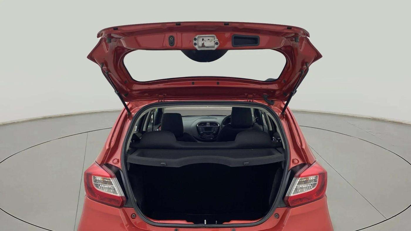 2018 Tata Tiago XZA PETROL, Petrol, Automatic, 40,578 km, Boot Door Open