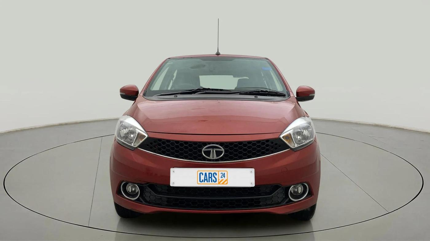 2018 Tata Tiago XZA PETROL, Petrol, Automatic, 40,578 km, Front
