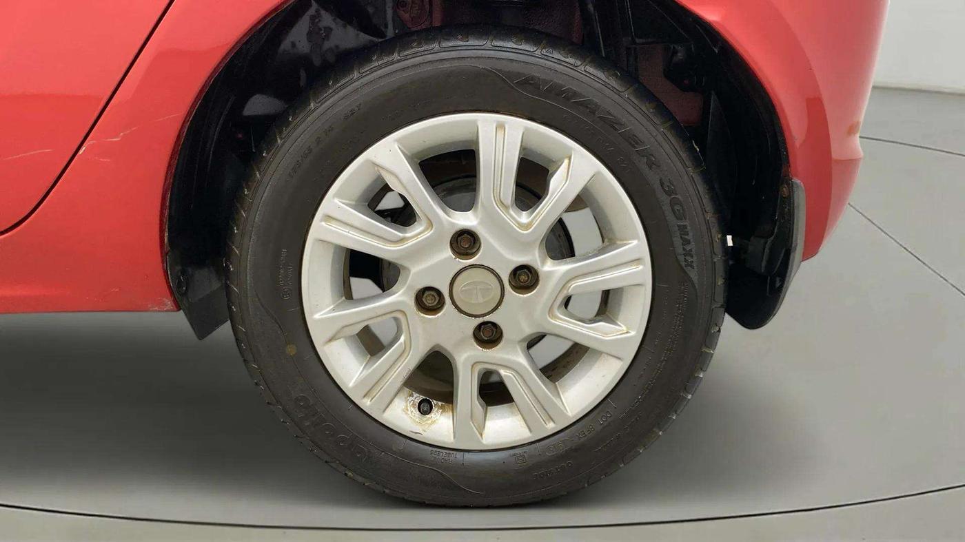 2018 Tata Tiago XZA PETROL, Petrol, Automatic, 40,578 km, Left Rear Wheel