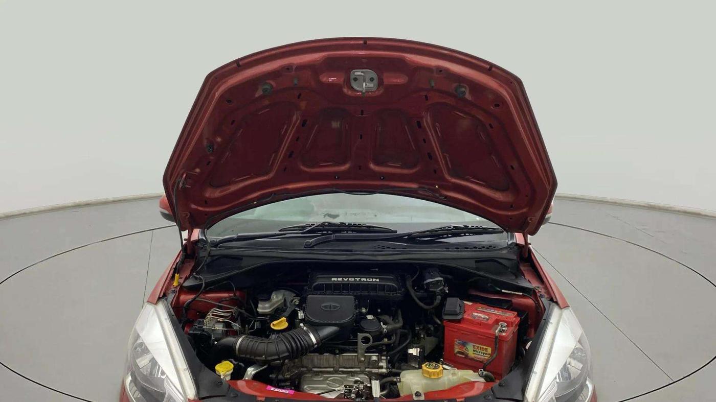 2018 Tata Tiago XZA PETROL, Petrol, Automatic, 40,578 km, Open Bonet