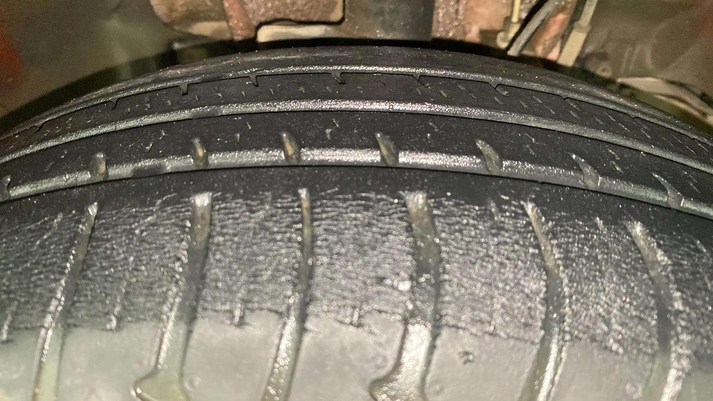 2018 Tata Tiago XZA PETROL, Petrol, Automatic, 40,578 km, Right Front Tyre Tread