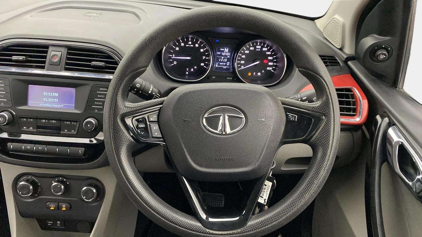 2018 Tata Tiago XZA PETROL, Petrol, Automatic, 40,578 km, Steering Wheel Close Up