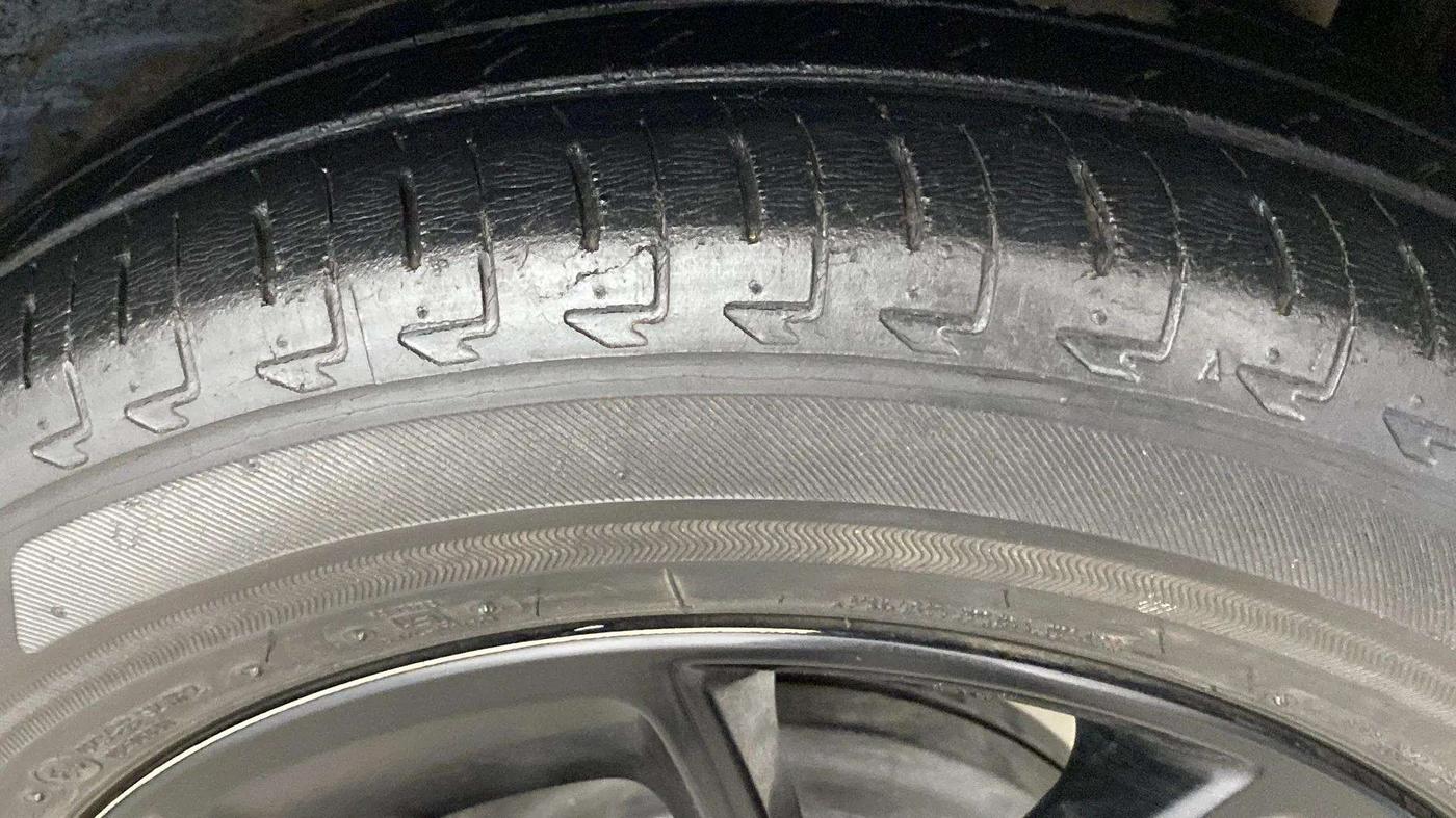 2018 Maruti IGNIS ZETA 1.2, Petrol, Manual, 31,081 km, Right Rear Tyre Tread