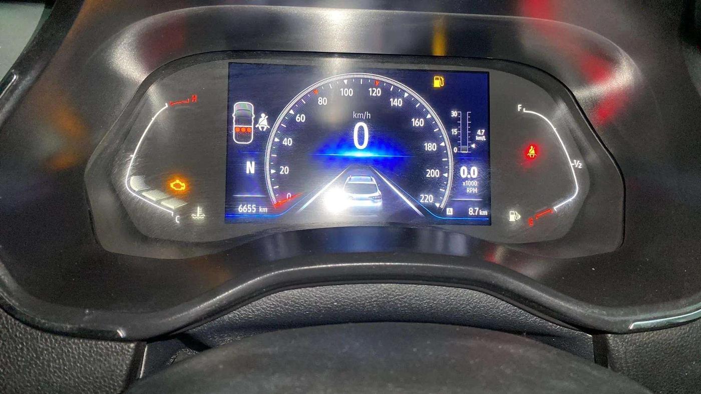 2024 Renault TRIBER RXZ AMT, Petrol, Automatic, 6,664 km, Odometer Image