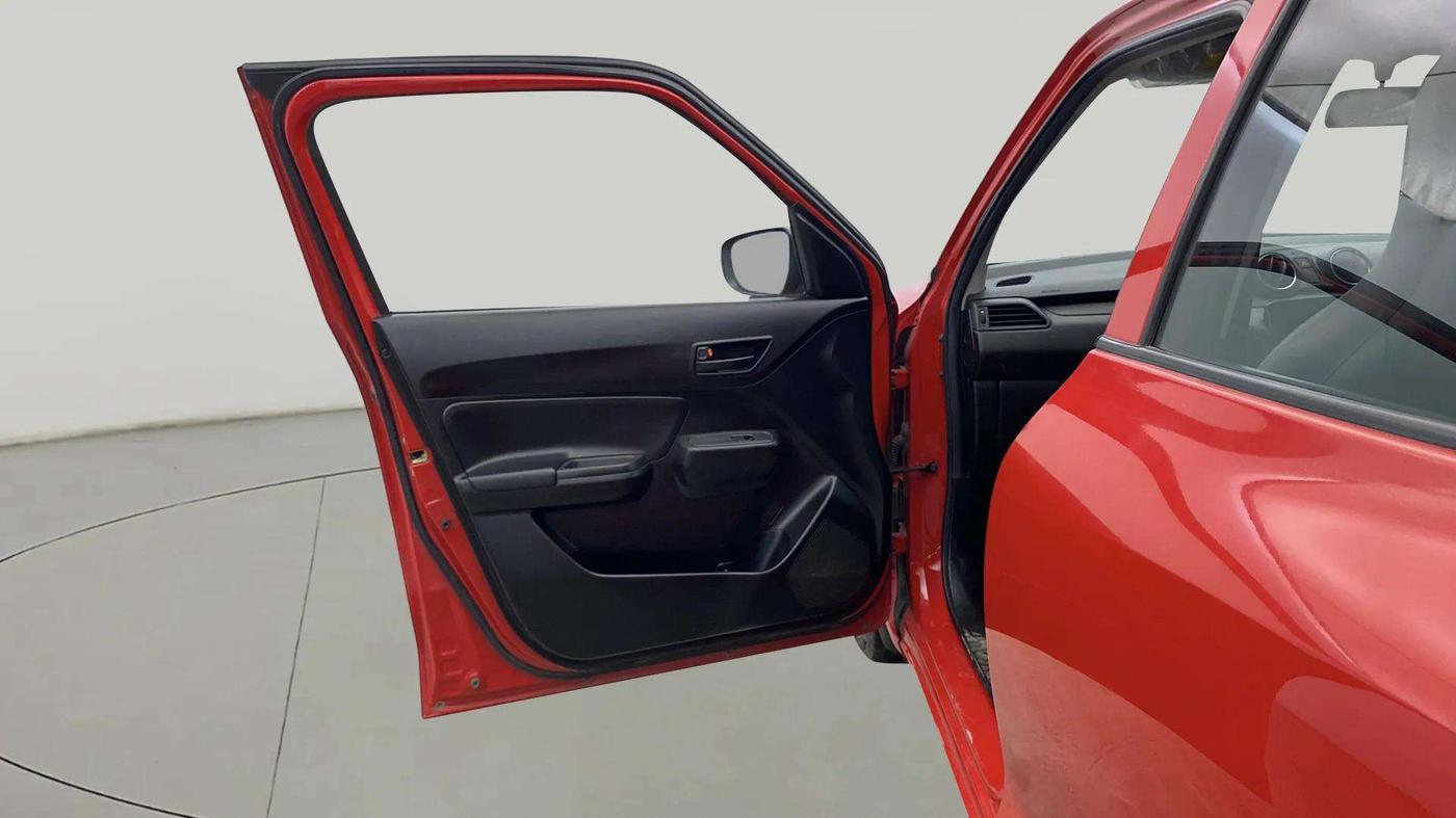 2019 Maruti Swift LXI, Petrol, Manual, 85,399 km, LHS Front Door