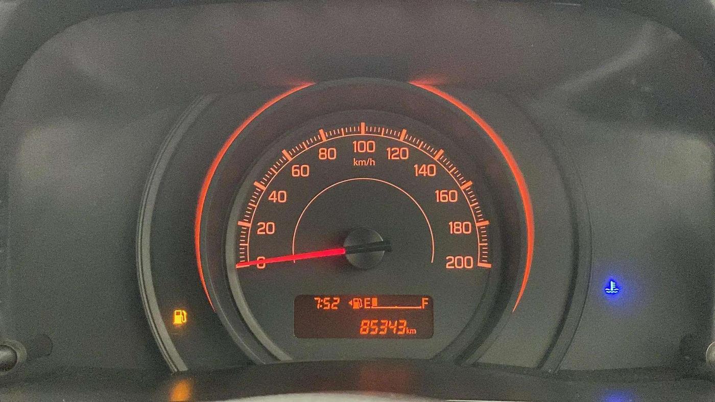 2019 Maruti Swift LXI, Petrol, Manual, 85,399 km, Odometer Image