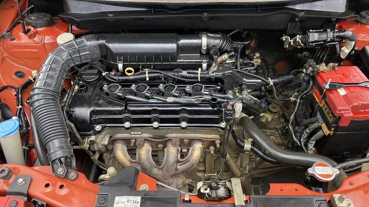 2019 Maruti Swift LXI, Petrol, Manual, 85,399 km, Engine View