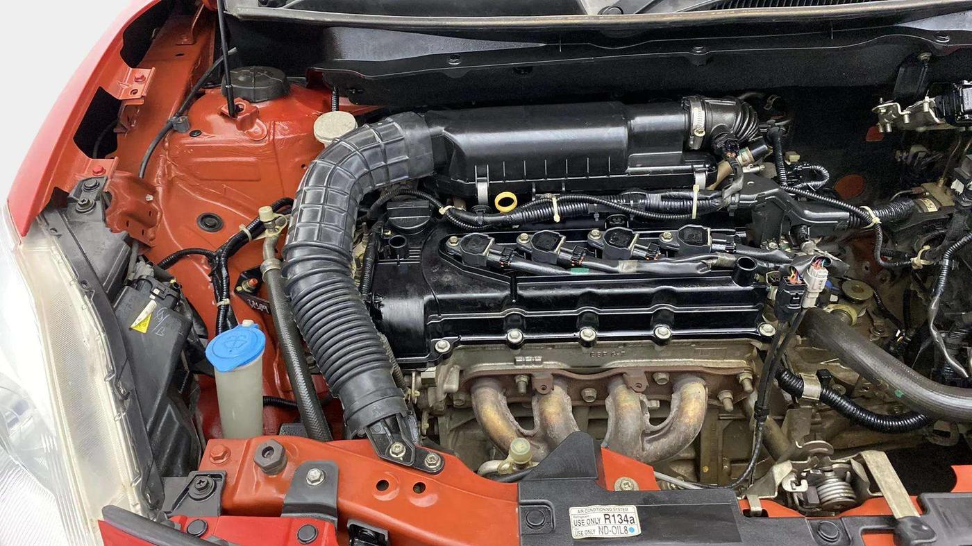 2019 Maruti Swift LXI, Petrol, Manual, 85,399 km, Engine View - Right