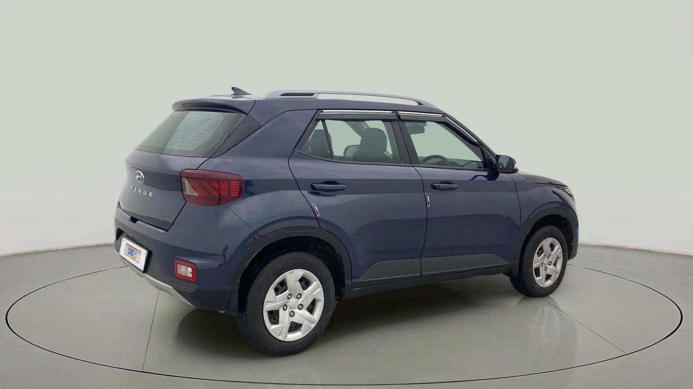 2022 Hyundai VENUE S Plus 1.2 Petrol MT, Petrol, Manual, 12,704 km, Right Back Diagonal